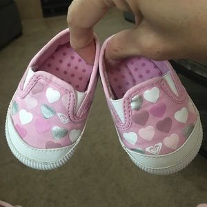 Roxy girls baby crib shoes
